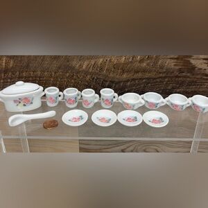 Miniature dinnerware set / for dollhouse or miniature home decor